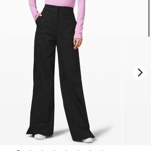 Lululemon Face Forward Trouser *lululemon x Roksanda
Black 4